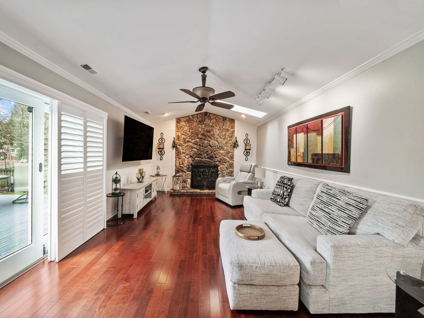 760 Thunderbird Trail