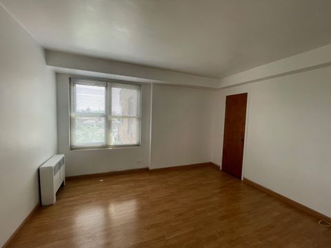 Tiny photo for 2610 W Balmoral Avenue #504, Chicago, IL 60625 (MLS # 12565240)