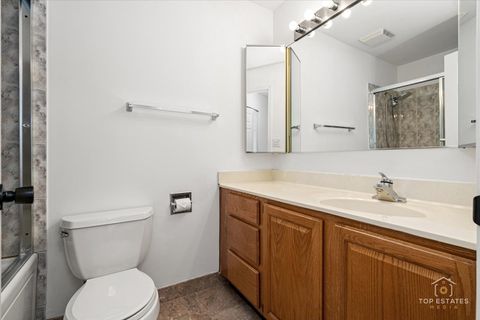 Tiny photo for 1107 S OLD WILKE Road #208, Arlington Heights, IL 60005 (MLS # 12676859)