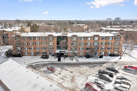 Tiny photo for 1107 S OLD WILKE Road #208, Arlington Heights, IL 60005 (MLS # 12676859)