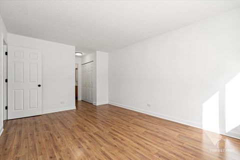 Tiny photo for 1107 S OLD WILKE Road #208, Arlington Heights, IL 60005 (MLS # 12676859)