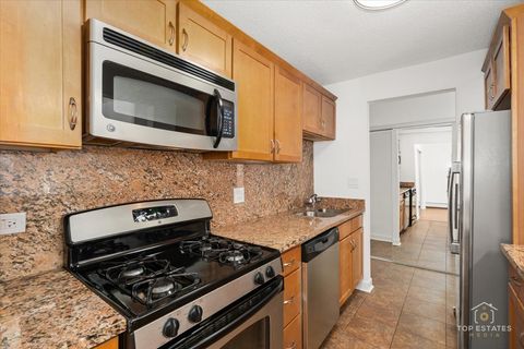 Tiny photo for 1107 S OLD WILKE Road #208, Arlington Heights, IL 60005 (MLS # 12676859)
