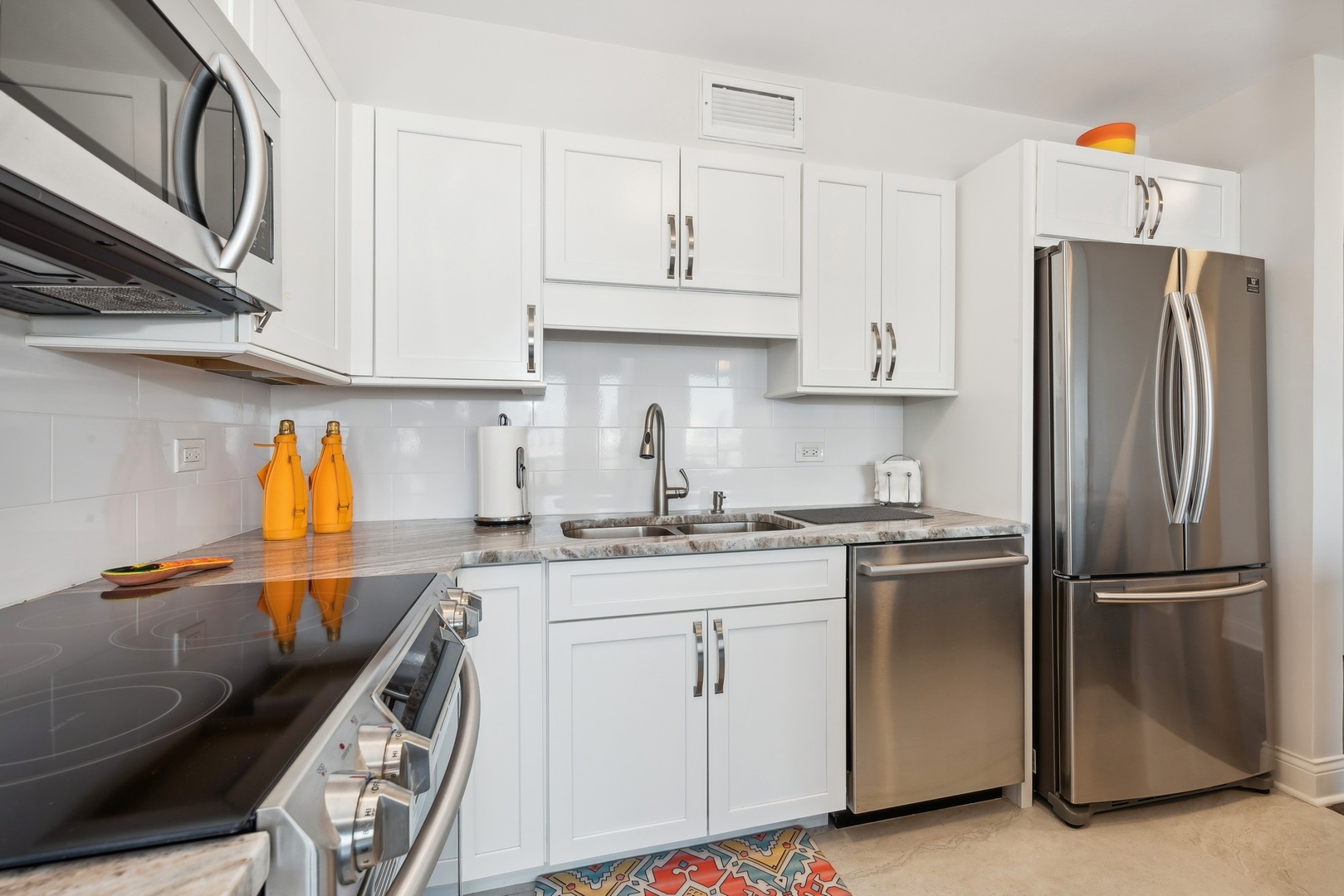 601 E 32nd Street 1002