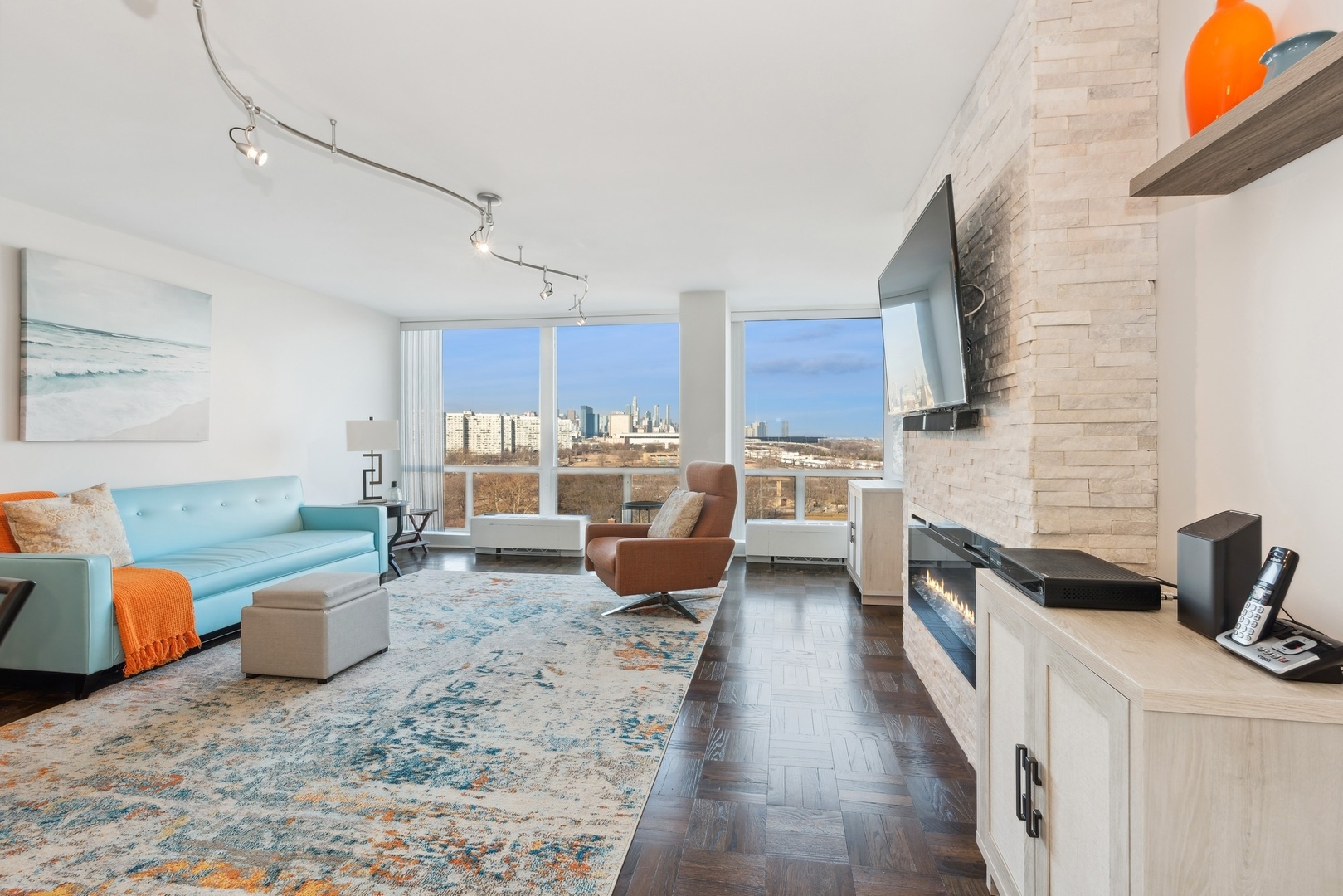 601 E 32nd Street 1002