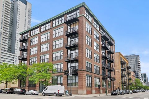 Photo of 817 W Washington Boulevard #503, Chicago, IL 60607 (MLS # 12549734)