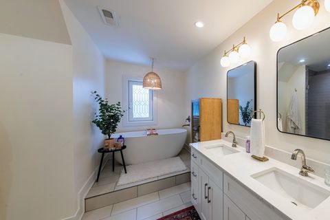 Tiny photo for 145 N Elmwood Avenue, Wood Dale, IL 60191 (MLS # 12595394)