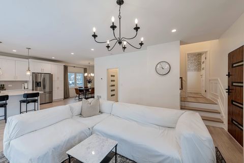 Tiny photo for 145 N Elmwood Avenue, Wood Dale, IL 60191 (MLS # 12595394)