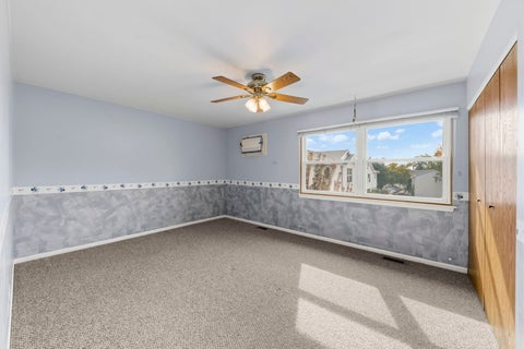 Tiny photo for 230 Raintree Court, Aurora, IL 60504 (MLS # 12796517)