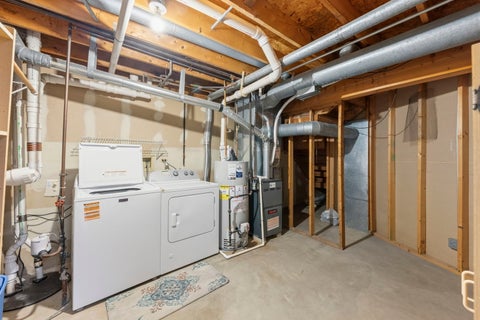 Tiny photo for 230 Raintree Court, Aurora, IL 60504 (MLS # 12796517)