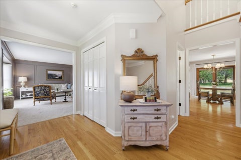 Tiny photo for 221 Breckenridge Drive, Aurora, IL 60504 (MLS # 12664974)