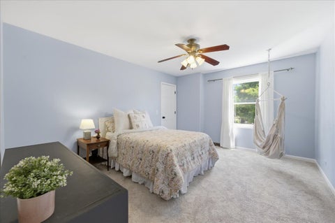 Tiny photo for 221 Breckenridge Drive, Aurora, IL 60504 (MLS # 12664974)