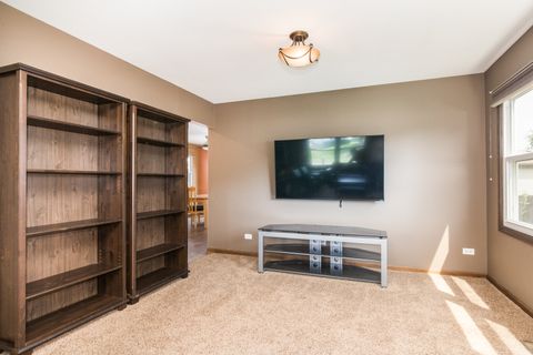 Tiny photo for 1028 Knollwood Lane, Bartlett, IL 60103 (MLS # 12437254)
