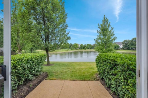 Tiny photo for 2034 IVY RIDGE Drive, Hoffman Estates, IL 60192 (MLS # 12719722)