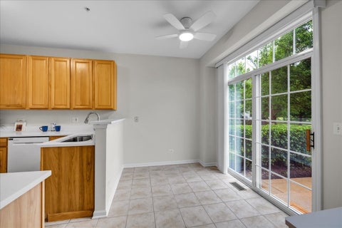 Tiny photo for 2034 IVY RIDGE Drive, Hoffman Estates, IL 60192 (MLS # 12719722)
