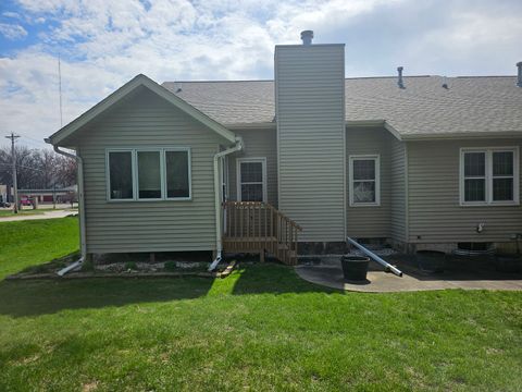 Tiny photo for 3468 Maple Glen Drive #0, Bettendorf, IA 52722 (MLS # 12612443)