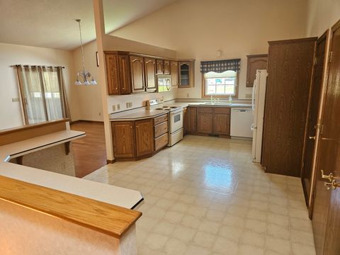 Tiny photo for 3468 Maple Glen Drive #0, Bettendorf, IA 52722 (MLS # 12612443)