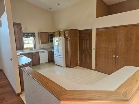 Tiny photo for 3468 Maple Glen Drive #0, Bettendorf, IA 52722 (MLS # 12612443)