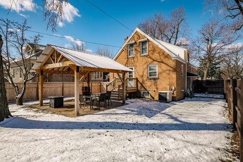 Tiny photo for 3701 Madison Avenue, Brookfield, IL 60513 (MLS # 12587596)