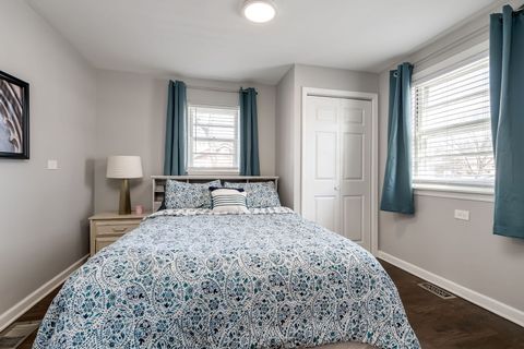 Tiny photo for 3701 Madison Avenue, Brookfield, IL 60513 (MLS # 12587596)