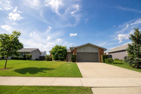 Tiny photo for 2212 SUSANNA Way, Crest Hill, IL 60403 (MLS # 12740203)