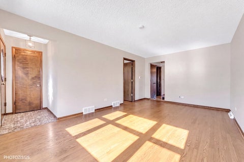 Tiny photo for 7847 Mason Avenue, Burbank, IL 60459 (MLS # 12671945)