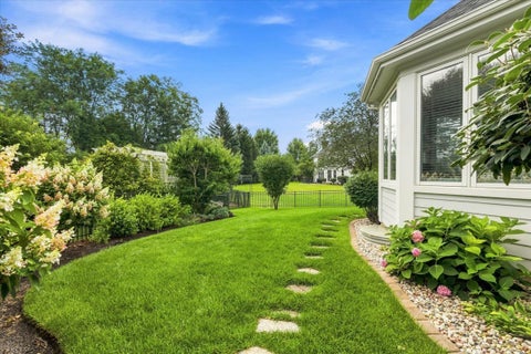 Tiny photo for 339 Vonder Lane, Geneva, IL 60134 (MLS # 12722399)