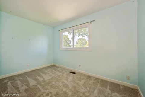 Tiny photo for 102 Mary Street, Oswego, IL 60543 (MLS # 12491444)