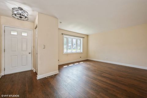 Tiny photo for 102 Mary Street, Oswego, IL 60543 (MLS # 12491444)