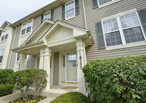 Photo of 11S505 Rachael Court, Willowbrook, IL 60527 (MLS # 12732953)