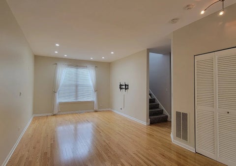 Tiny photo for 11S505 Rachael Court, Willowbrook, IL 60527 (MLS # 12732953)