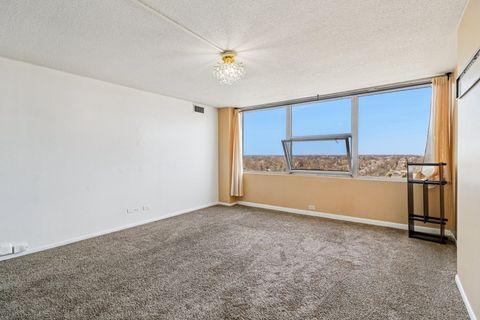 Tiny photo for 7234 W North Avenue #1408, Elmwood Park, IL 60707 (MLS # 12624670)