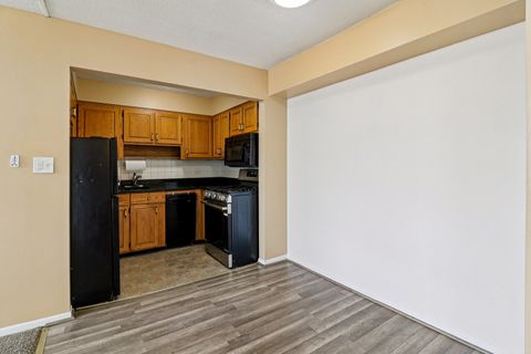 Tiny photo for 7234 W North Avenue #1408, Elmwood Park, IL 60707 (MLS # 12624670)