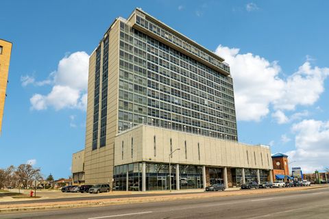 Tiny photo for 7234 W North Avenue #1408, Elmwood Park, IL 60707 (MLS # 12624670)