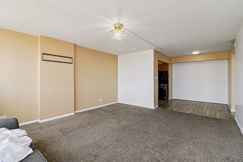 Tiny photo for 7234 W North Avenue #1408, Elmwood Park, IL 60707 (MLS # 12624670)