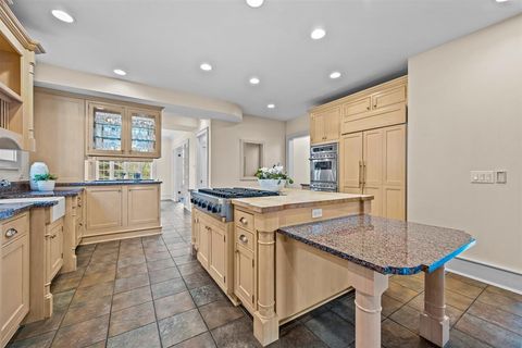 Tiny photo for 224 Sheridan Road, Kenilworth, IL 60043 (MLS # 12580758)