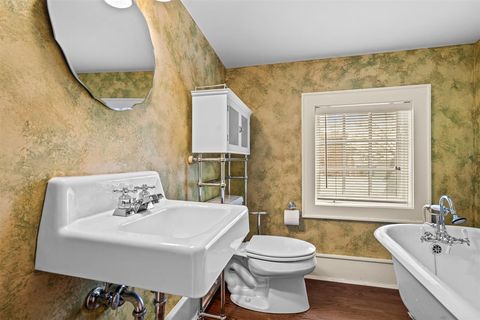 Tiny photo for 224 Sheridan Road, Kenilworth, IL 60043 (MLS # 12580758)