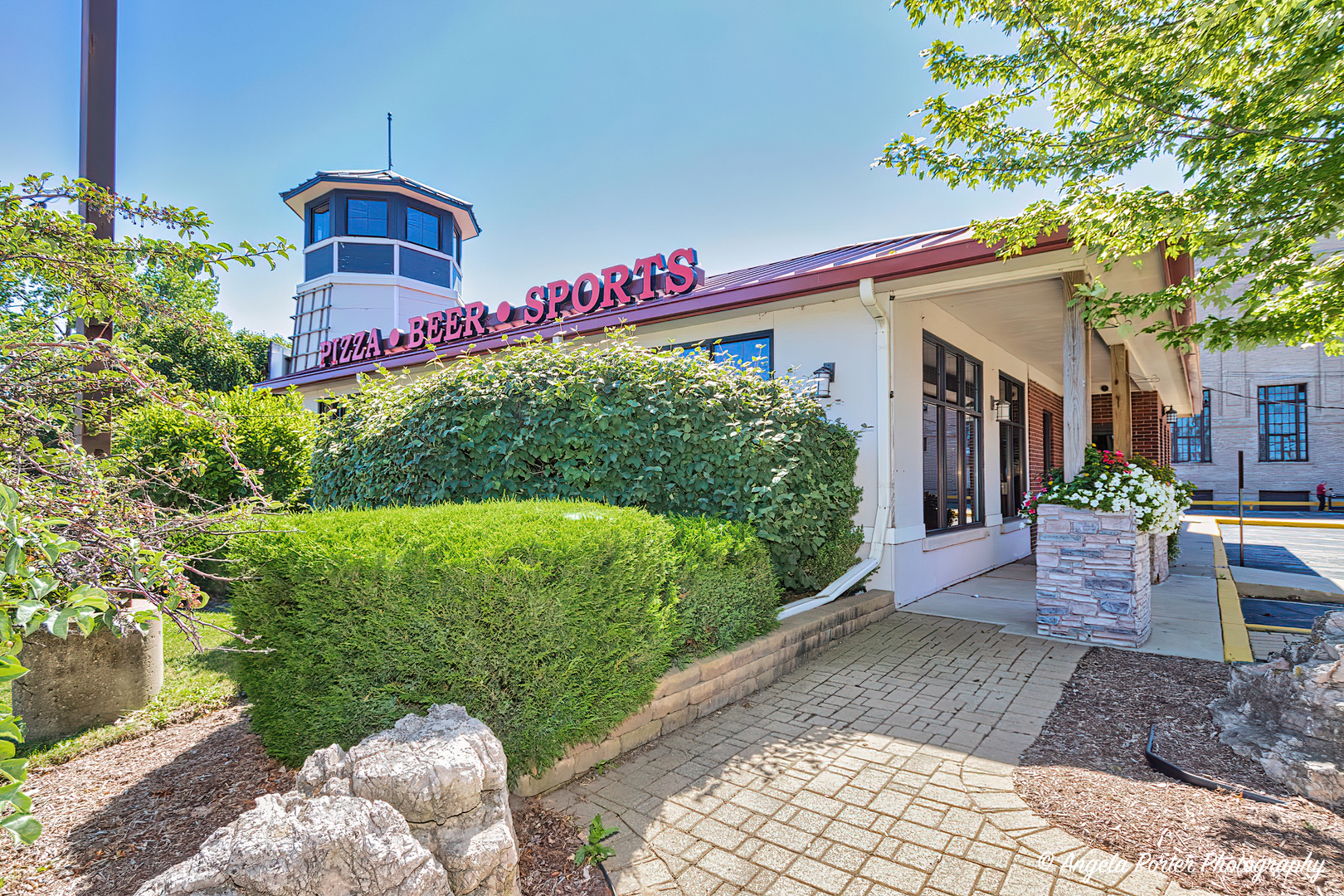 226 N Sheridan Road