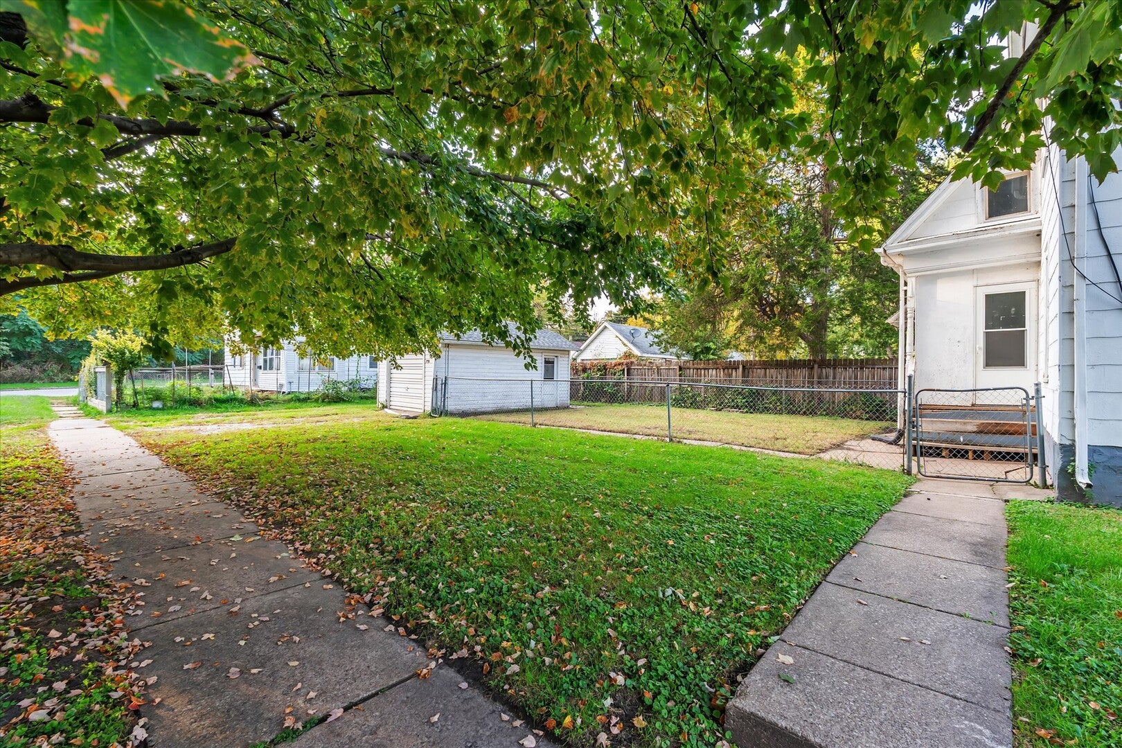 706 N Howell Street