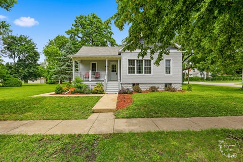 Photo of 423 E Front Street, Gilman, IL 60938 (MLS # 12676869)