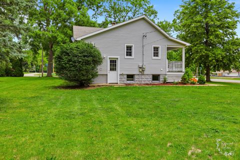Tiny photo for 423 E Front Street, Gilman, IL 60938 (MLS # 12676869)