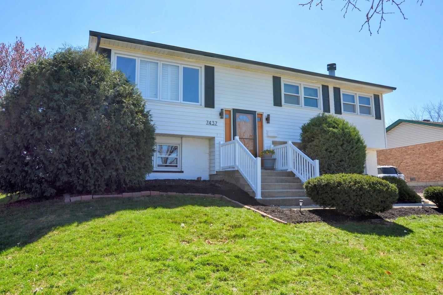 7437 165th Street