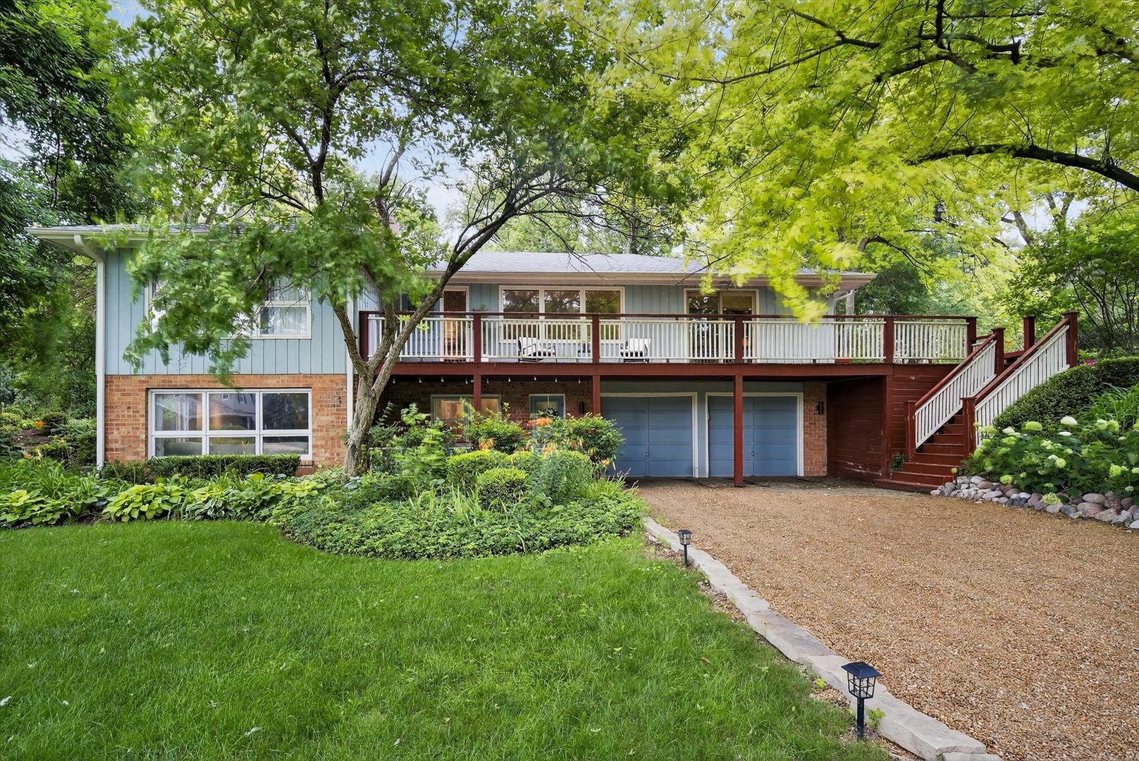226 Bays Place