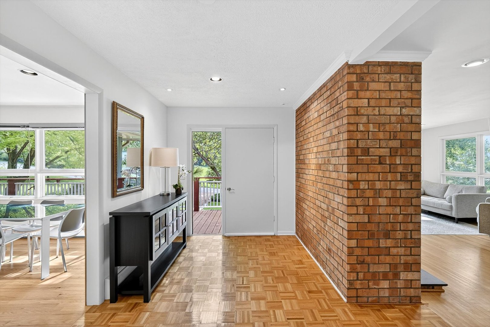 226 Bays Place