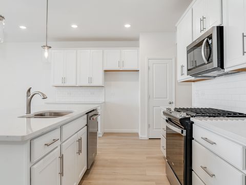 Tiny photo for 660 Switchgrass Way #58002, Bolingbrook, IL 60490 (MLS # 12458192)