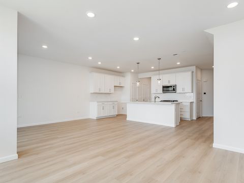 Tiny photo for 660 Switchgrass Way #58002, Bolingbrook, IL 60490 (MLS # 12458192)