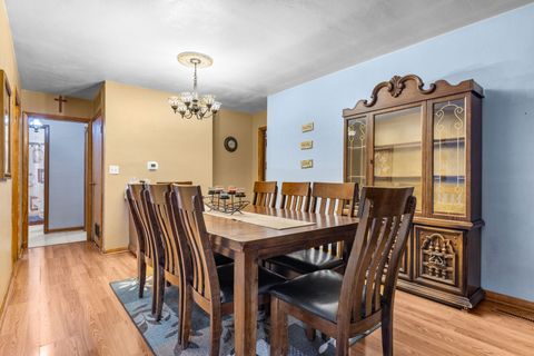 Tiny photo for 2929 23rd Street, Rockford, IL 61109 (MLS # 12500233)