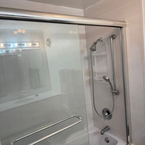 Tiny photo for 6101 N Sheridan Road #4A, Chicago, IL 60660 (MLS # 12642772)