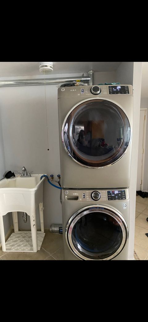Tiny photo for 6101 N Sheridan Road #4A, Chicago, IL 60660 (MLS # 12642772)