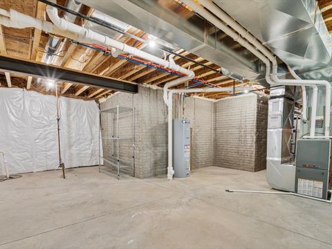 Tiny photo for 4732 Pheasant Creek Avenue, Davenport, IA 52807 (MLS # 12595849)