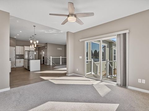 Tiny photo for 4732 Pheasant Creek Avenue, Davenport, IA 52807 (MLS # 12595849)